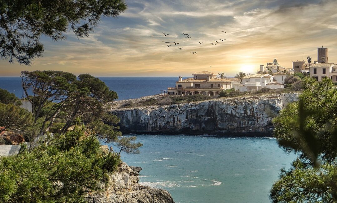 Sur_la_route_de_Palma_de_Majorque:_Les_visites_à_ne_pas_manquer_lors_de_votre_voyage