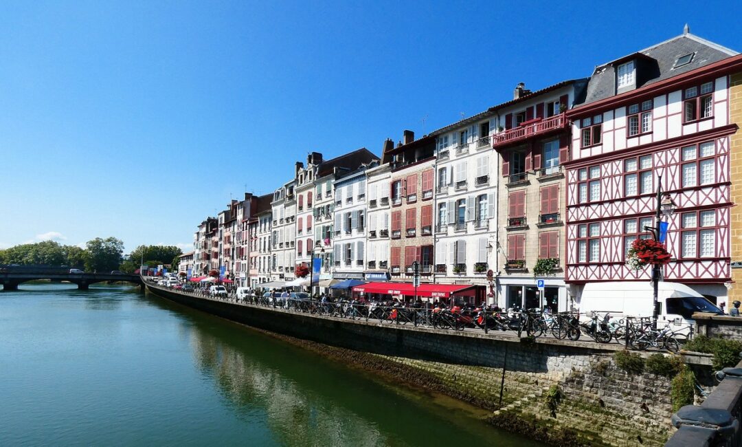 Voyage_au_coeur_de_Bayonne_:_profitez_des_incontournable_de_la_ville